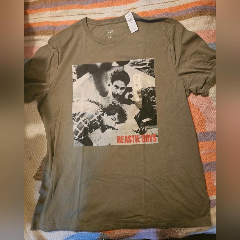 New Beastie Boys Group Photo Gap Men's X-LARGE Rap Hip Hop Rock Green Tee